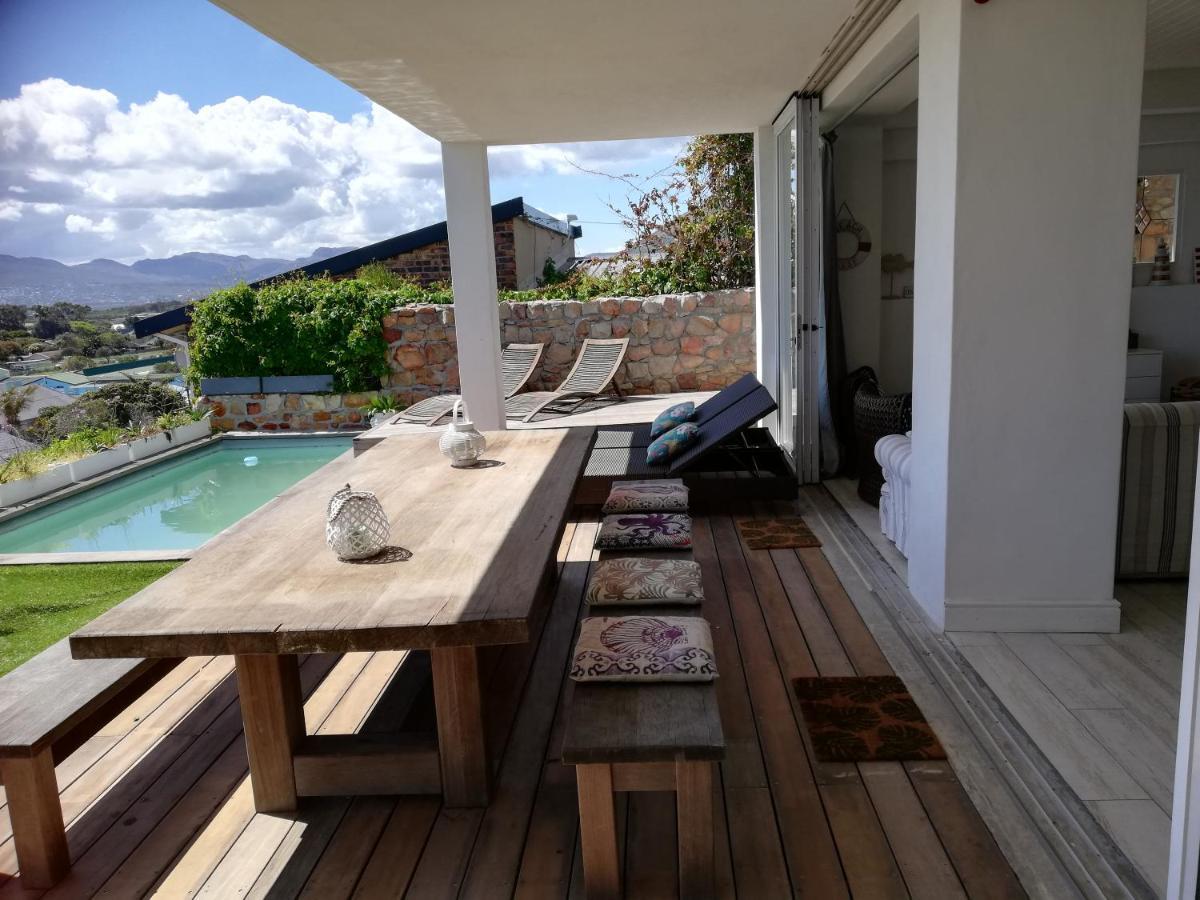 Mountain & Sea Apartments Kommetjie Exterior photo