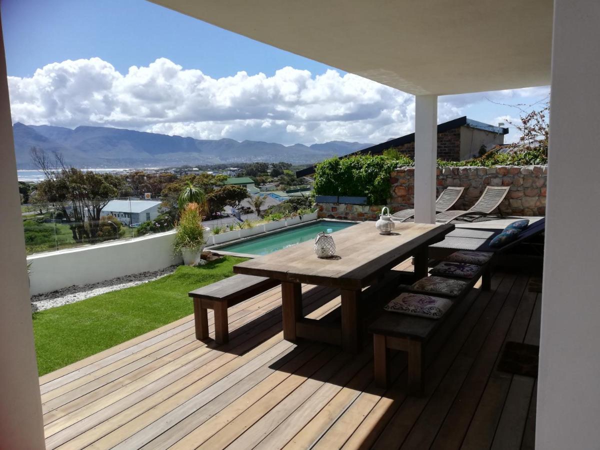 Mountain & Sea Apartments Kommetjie Exterior photo