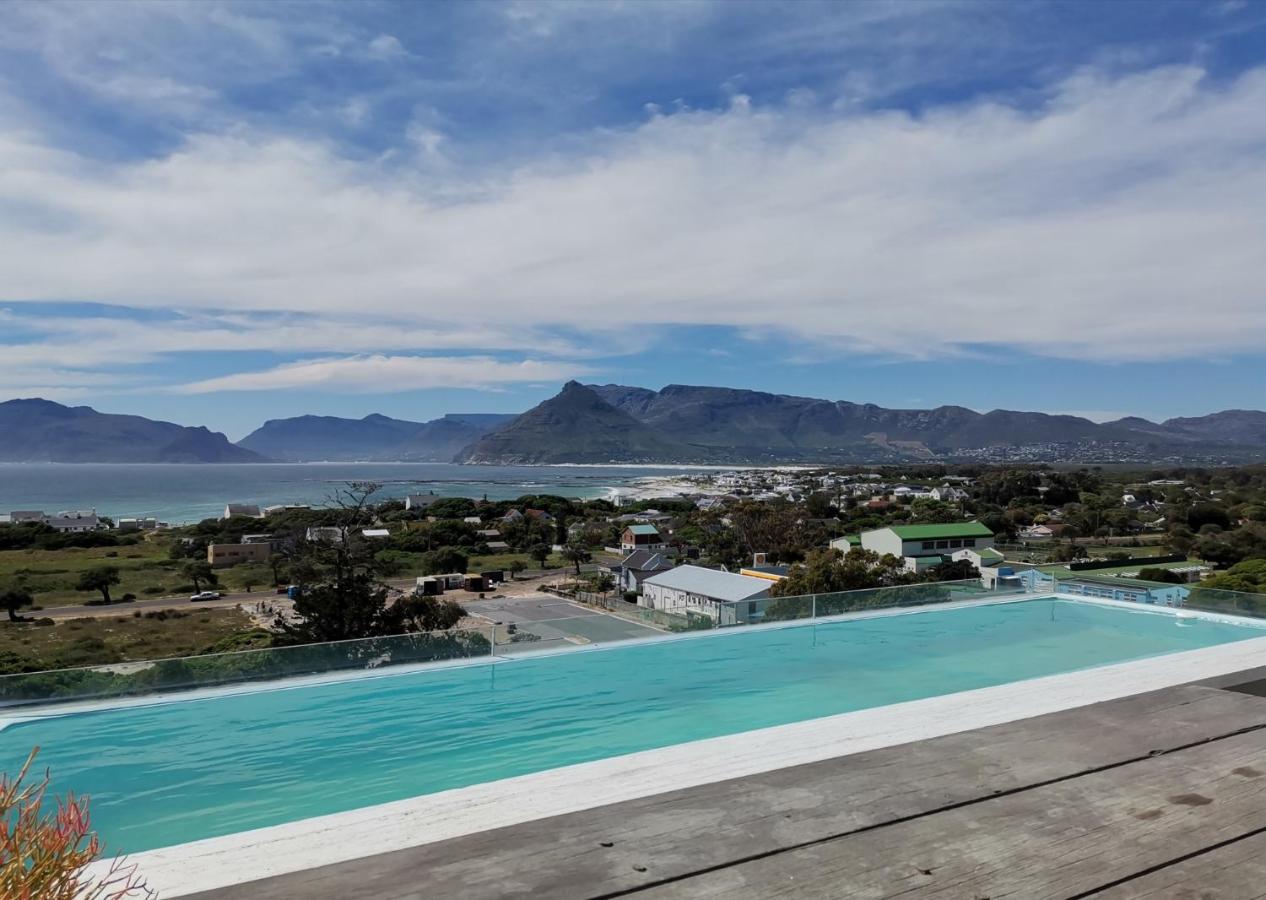 Mountain & Sea Apartments Kommetjie Exterior photo