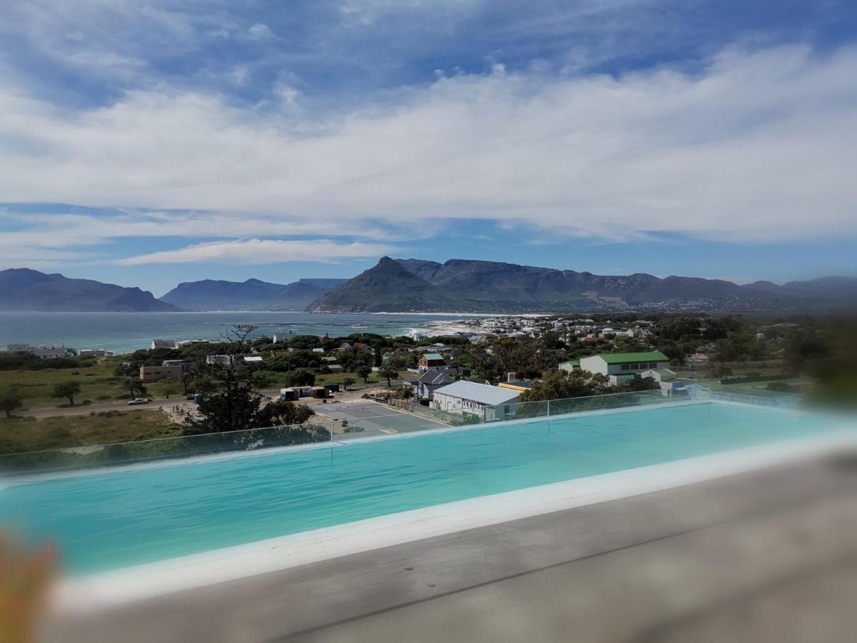 Mountain & Sea Apartments Kommetjie Exterior photo