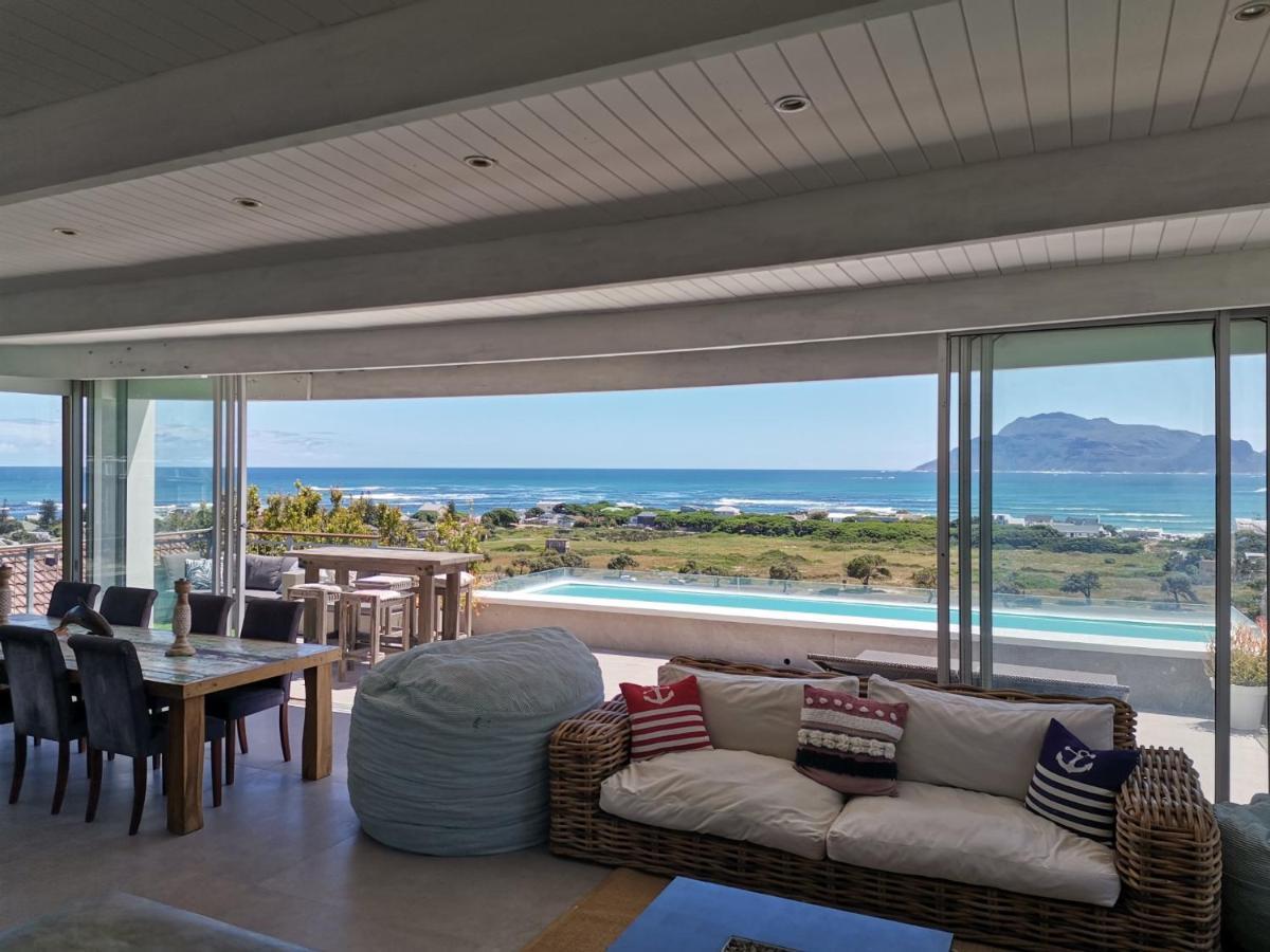 Mountain & Sea Apartments Kommetjie Exterior photo