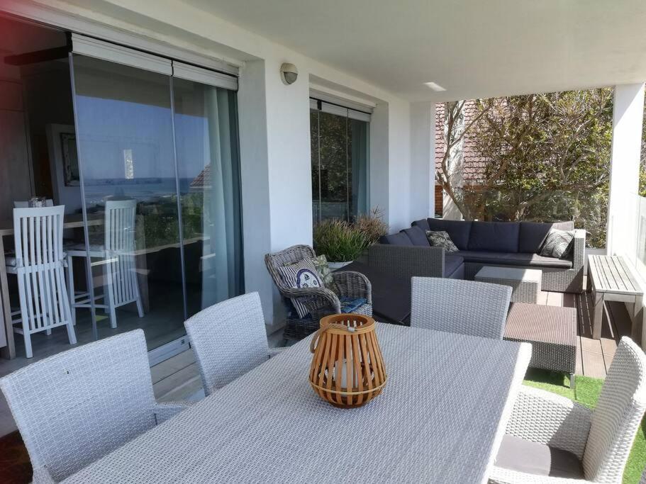 Mountain & Sea Apartments Kommetjie Exterior photo