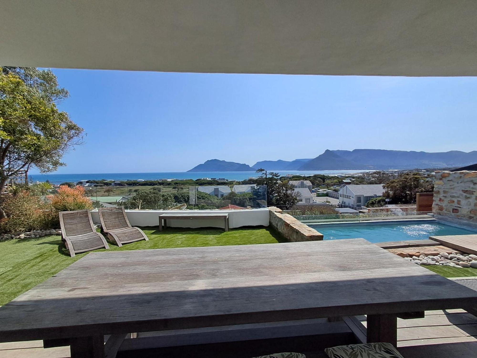 Mountain & Sea Apartments Kommetjie Exterior photo