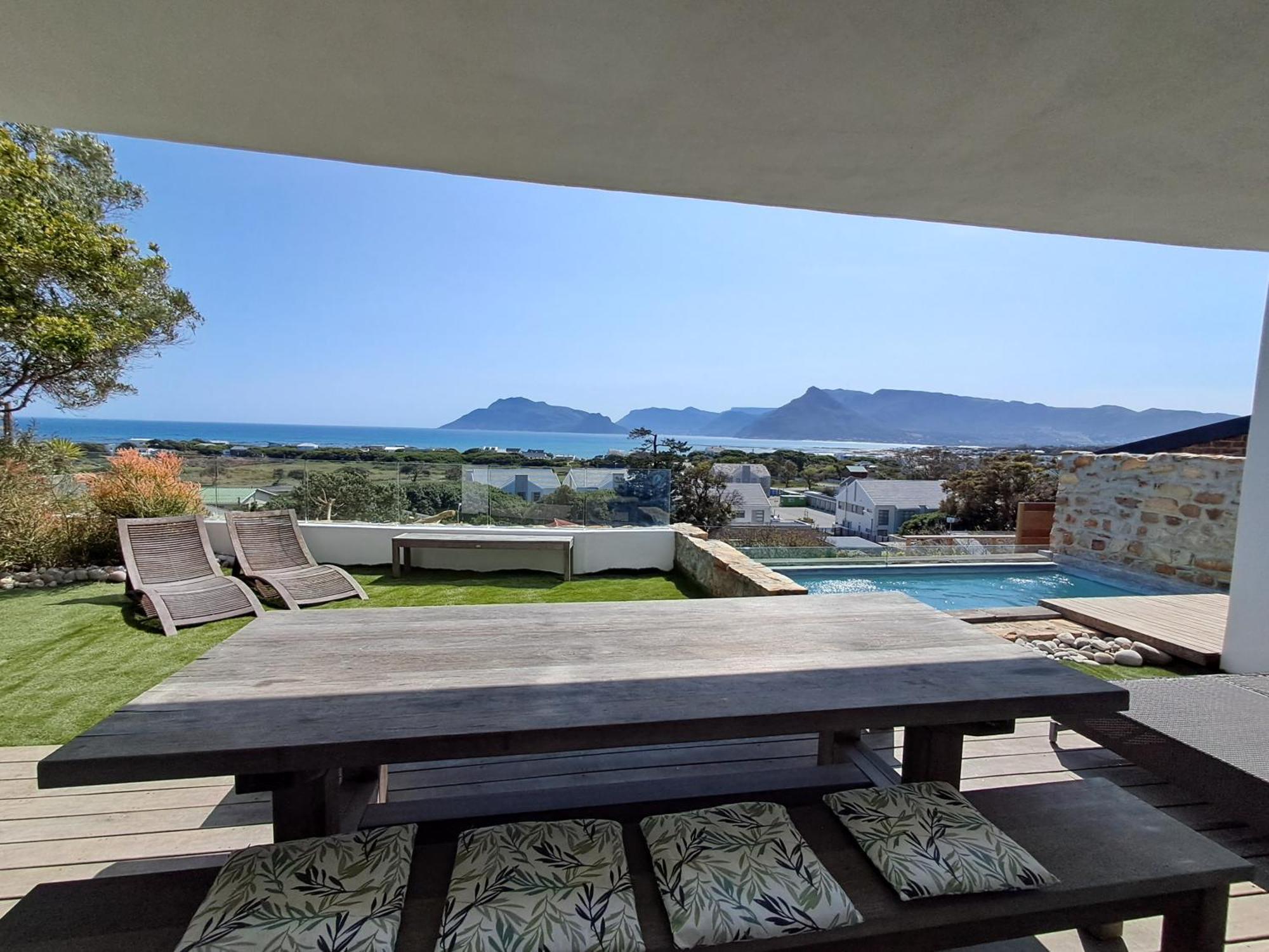 Mountain & Sea Apartments Kommetjie Exterior photo
